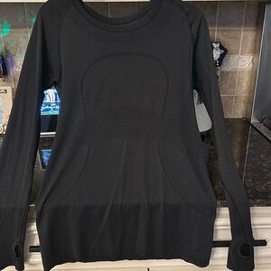Lululemon Black top. Size 10